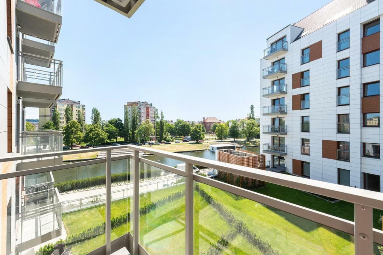City Center - Riverside By Apartmore Gdansk Exterior photo